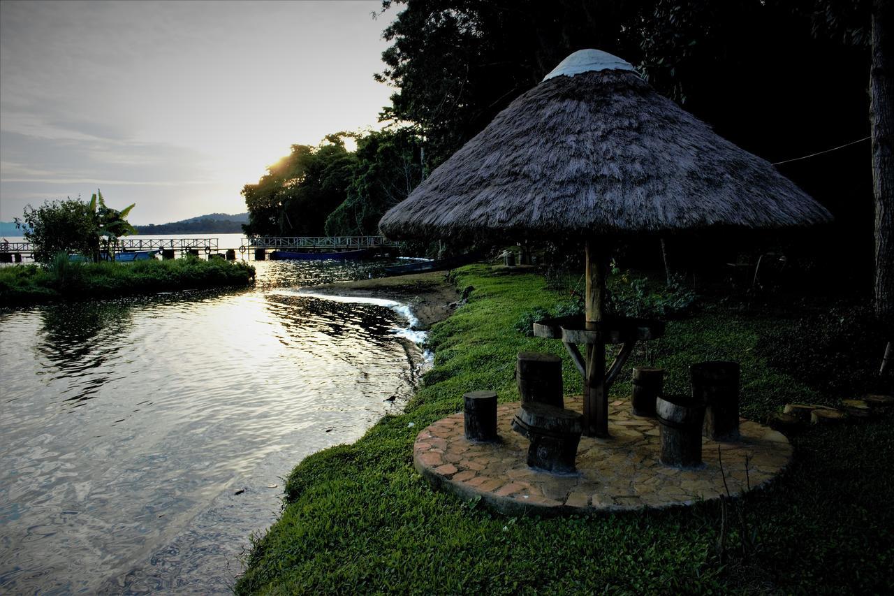 Serenada Eco Resort Mukono Town ภายนอก รูปภาพ